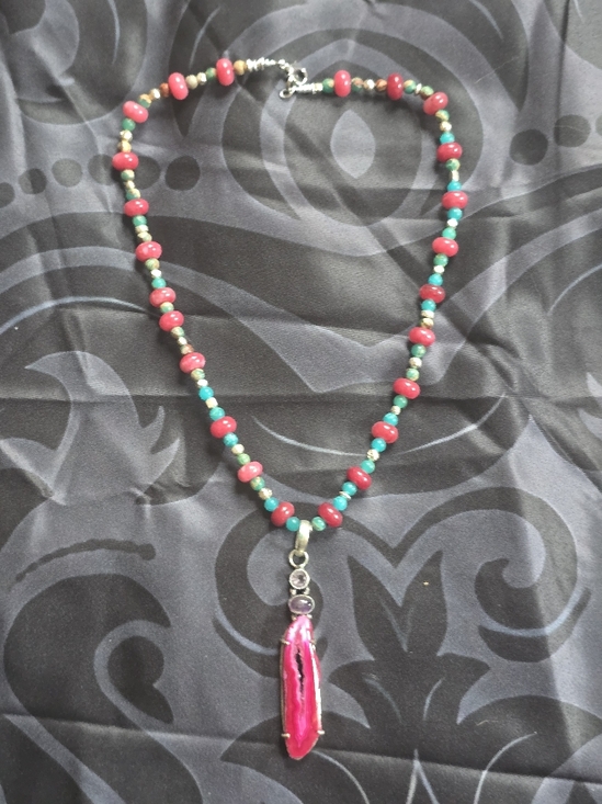 Jewelry - Colorful Beaded Necklace with Pink and Turquoise Colored Bead